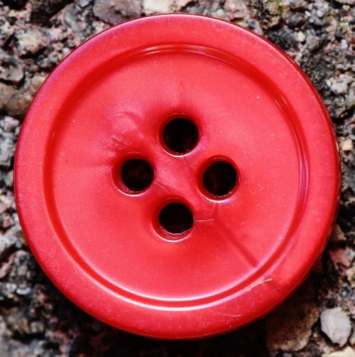 buttons 4 holes red