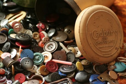 buttons button tin sewing