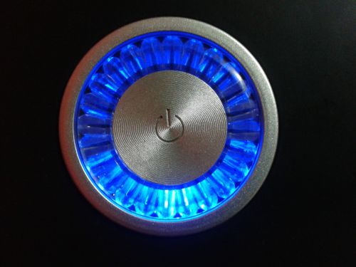 buttons power blue