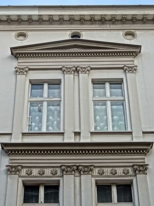 bydgoszcz pilasters architecture