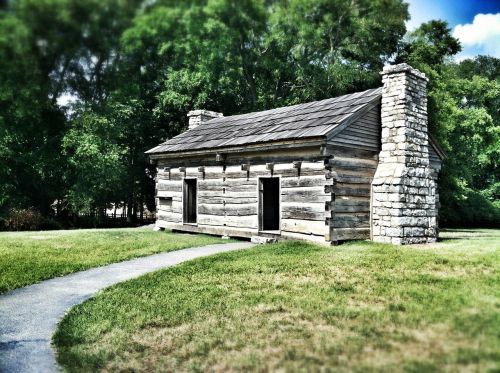 cabin wood house