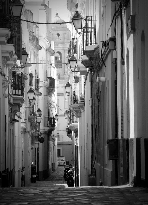 cadiz spain old town