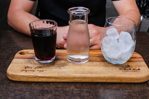 café  cafe table  fist