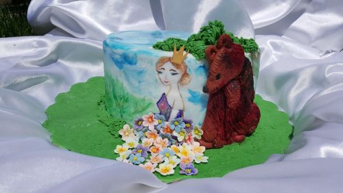 cake princess bear