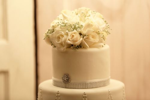 cake flowers wedding