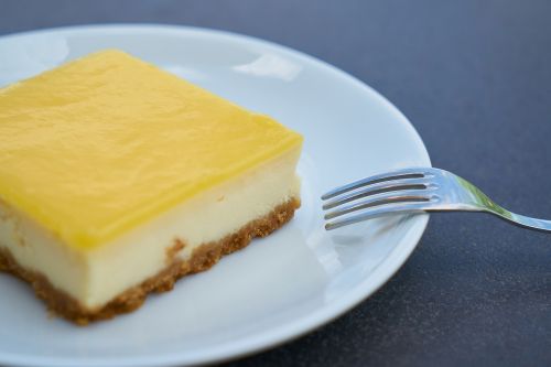 cake lemon sweet