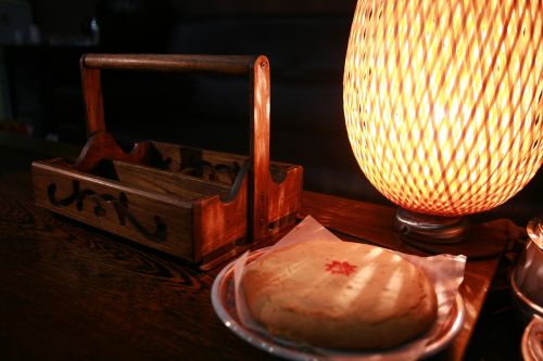 cake food containers lamp