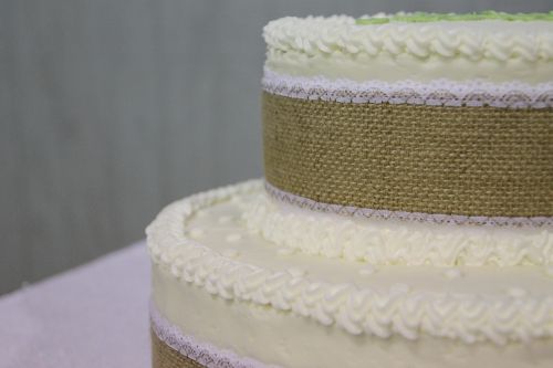 cake wedding cake burlap