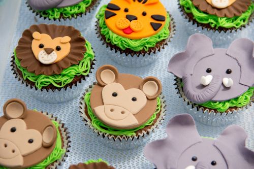 cakes cupcake animals