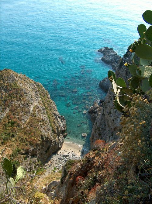 calabria italy capo vaticano