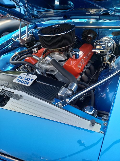 camaro  engine  car