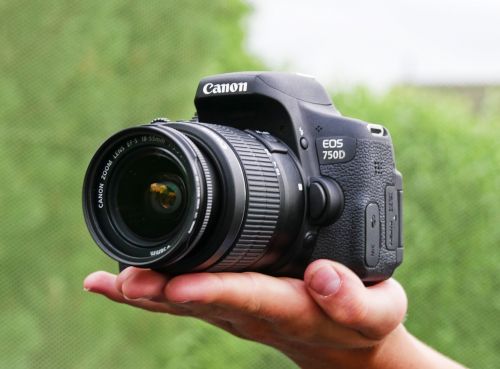 camera canon 750d