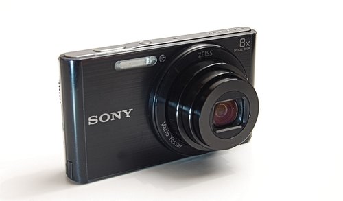 camera  photo camera  sony w-830
