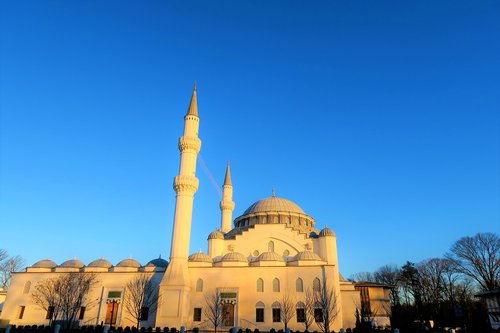 cami  istanbul  minaret