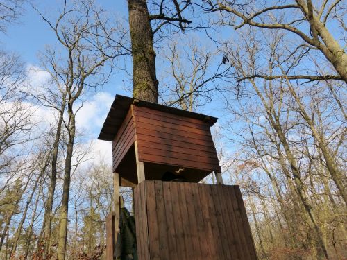 camouflage hut observation post