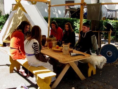 camp life kenzingen medieval festival historically