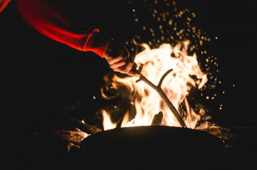 campfire stick fire