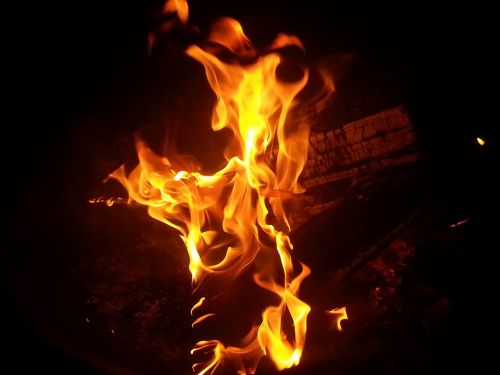 campfire fire burning