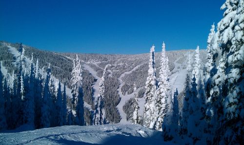 canada snow skiing