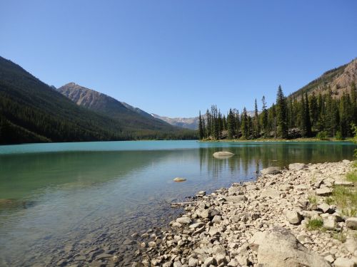 canada lake mountains