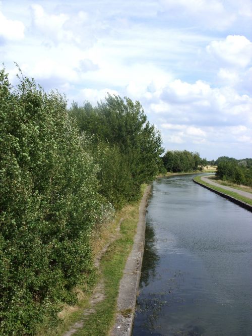 canal scene europe