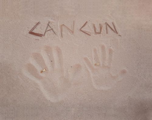 cancun beach honeymoon