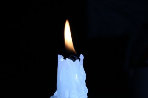 candle light dark