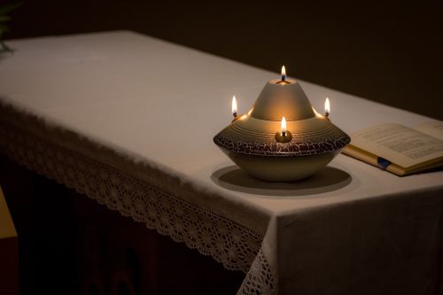 candle prayer religion