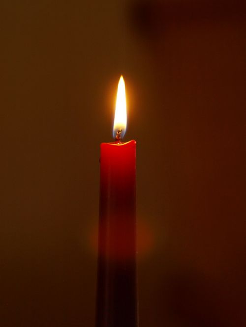 candle wick red