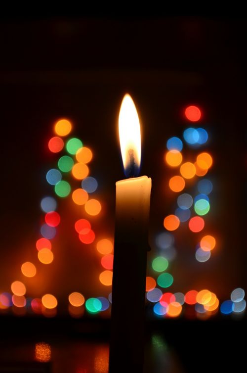 candle bokeh lights
