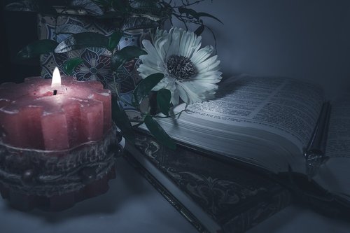 candle  dark  books