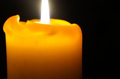 candle yellow light