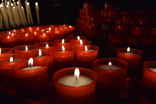 candles church duomo