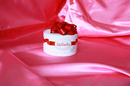candy gift raffaello