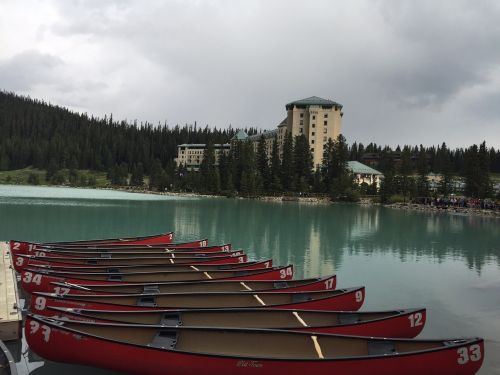 canoe hotel canada