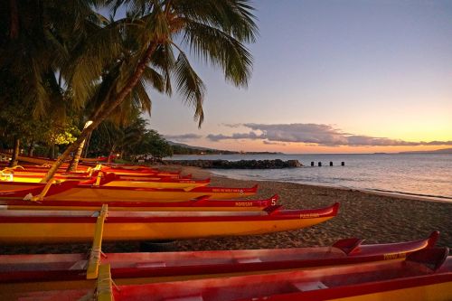 canoe beach maui