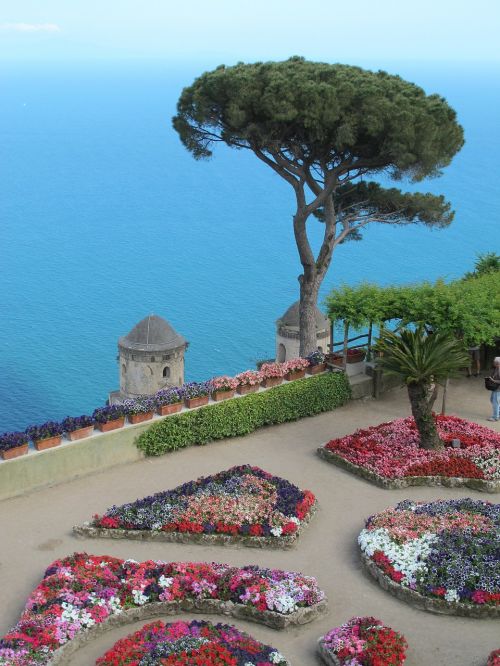 capri tree garden