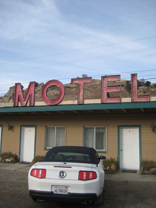 motel car mustang