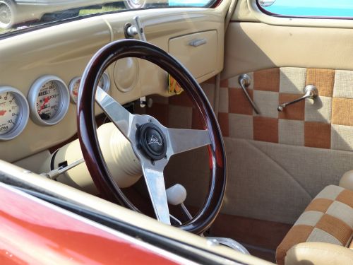 car steering wheel dashboard