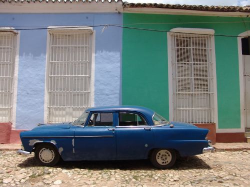 car cuba blue