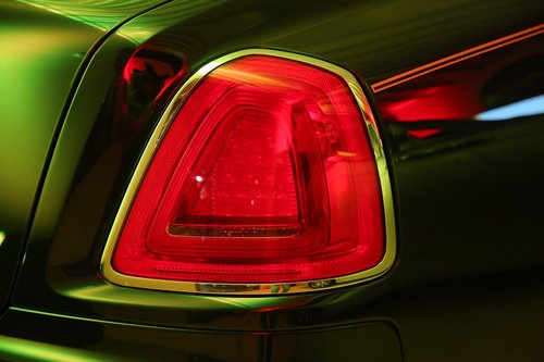 car  headlight  tail light