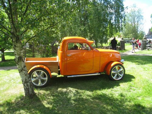 car show truck orange