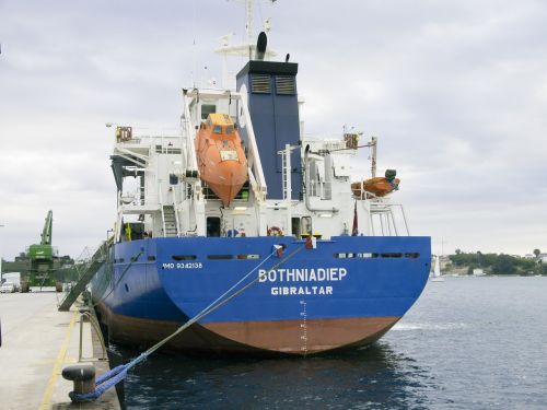 cargo ship port ribadeo lugo