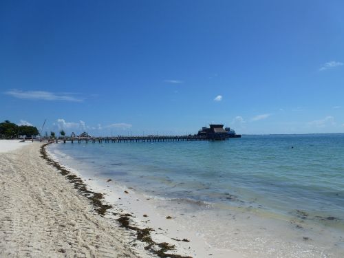 caribbean sea cancun beach