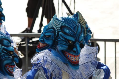 carnival mask horror