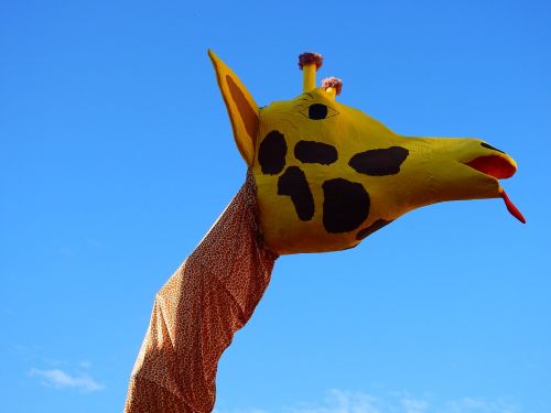 carnival move giraffe