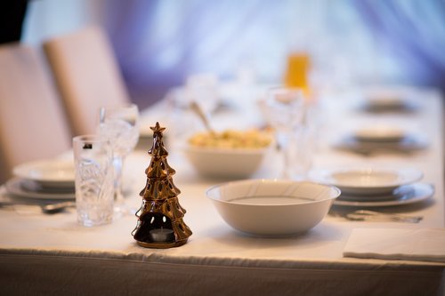 carol  dining table  christmas