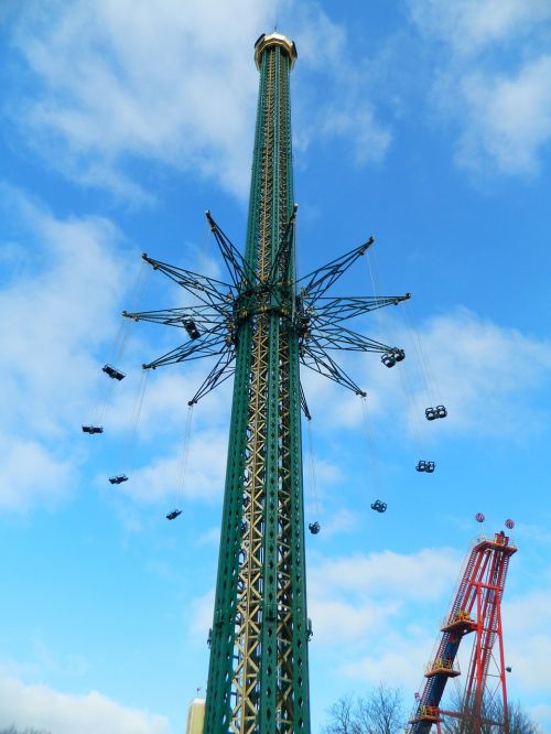 carousel highest 139 meters