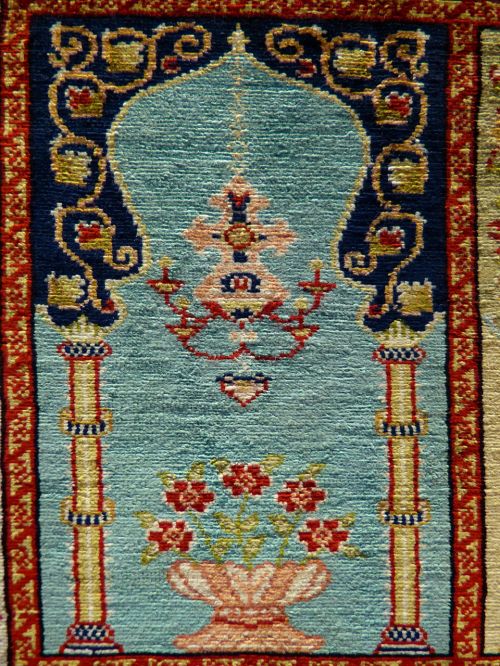 carpet linked silk