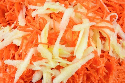 carrot salad eating healthy